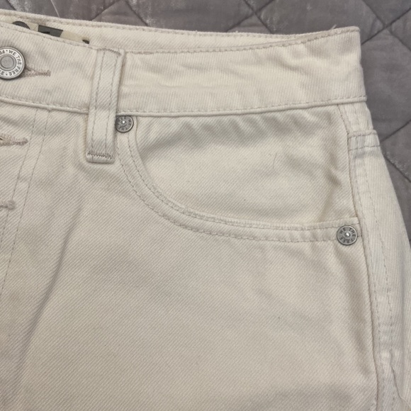 NWOT FREE PEOPLE CREAM SIZE 27 DISTRESSED MINI SKIRT - Picture 5 of 12